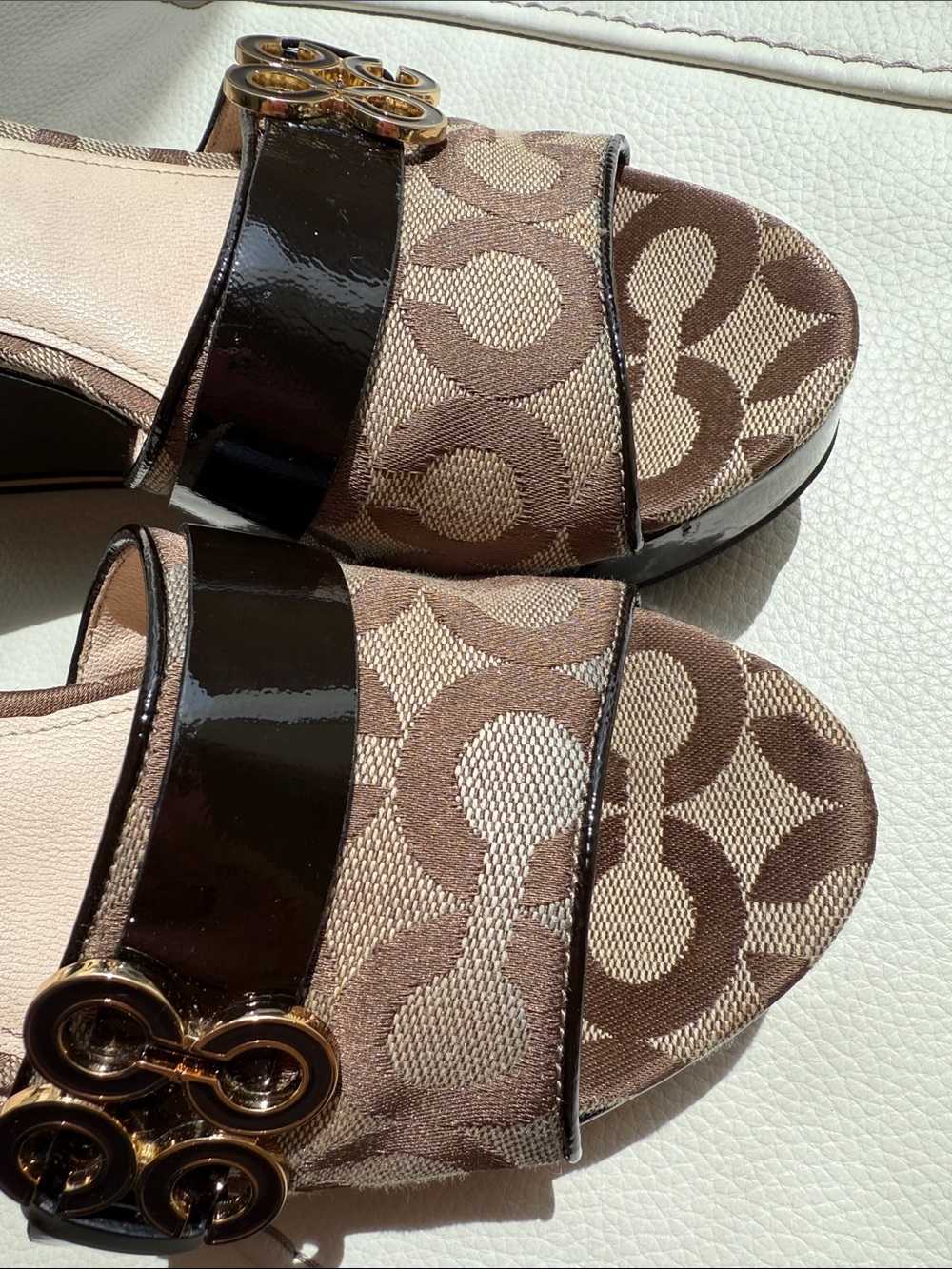 Coach Geri Wedge Sandals Signature Logo Canvas and Patent Leather Trim. - Picture 13 of 17